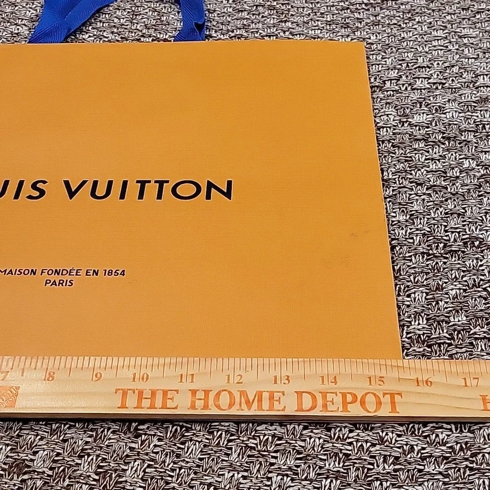 Louis Vuitton Shopping Bag